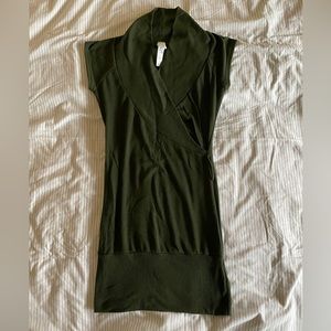 ⭐️3/$10 Green Sweater Dress